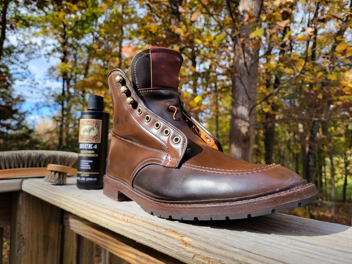 Photo by manowar on October 28, 2023 of the Allen Edmonds Freeport in Horween Dark Cognac Shell Cordovan.
