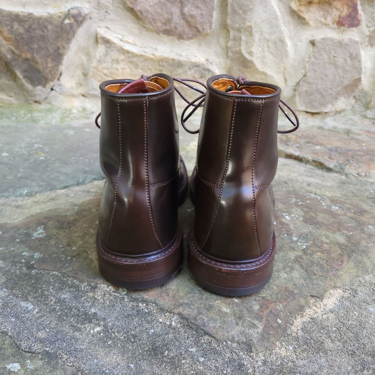 Photo by manowar on November 8, 2023 of the Allen Edmonds Freeport in Horween Dark Cognac Shell Cordovan.