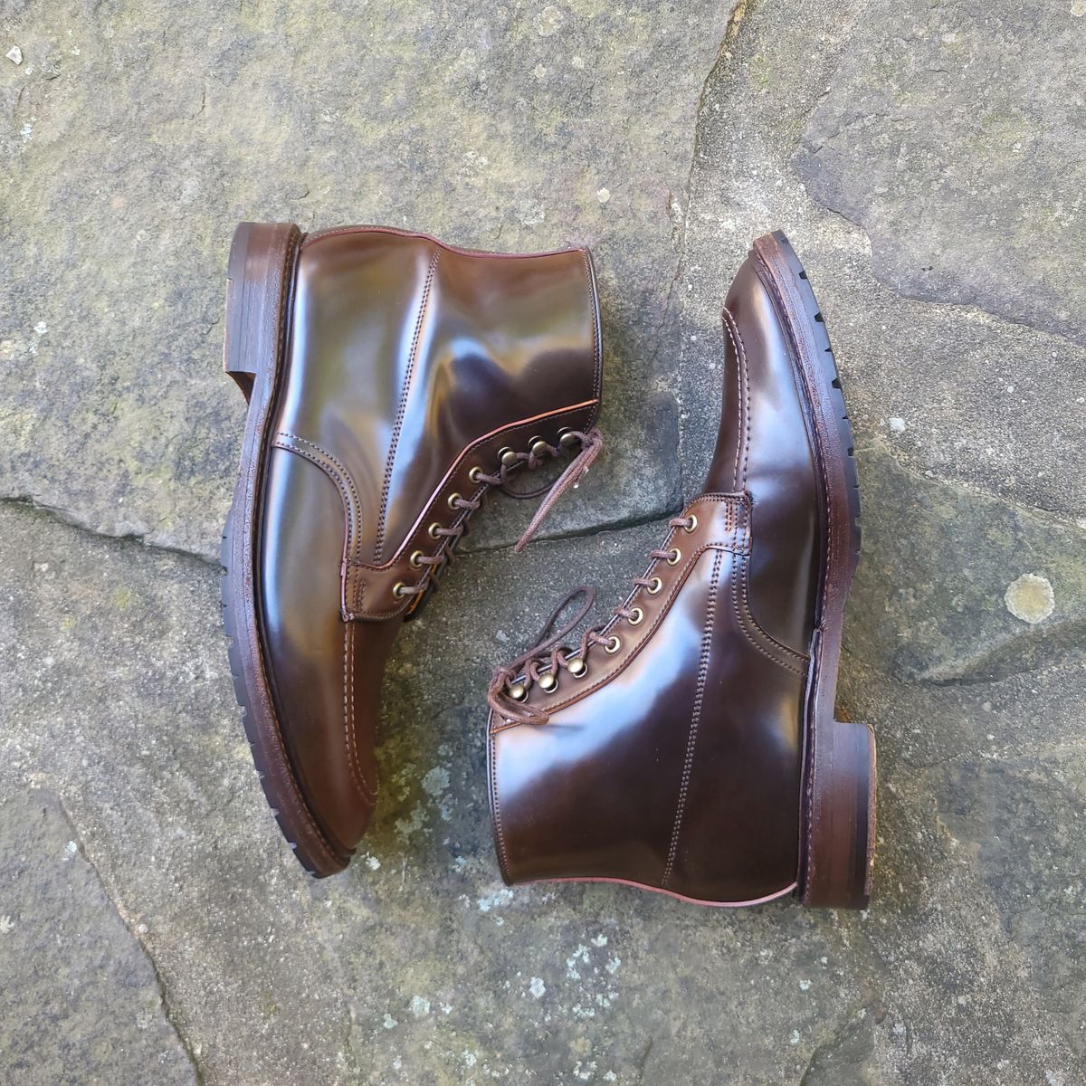 Photo by manowar on November 8, 2023 of the Allen Edmonds Freeport in Horween Dark Cognac Shell Cordovan.