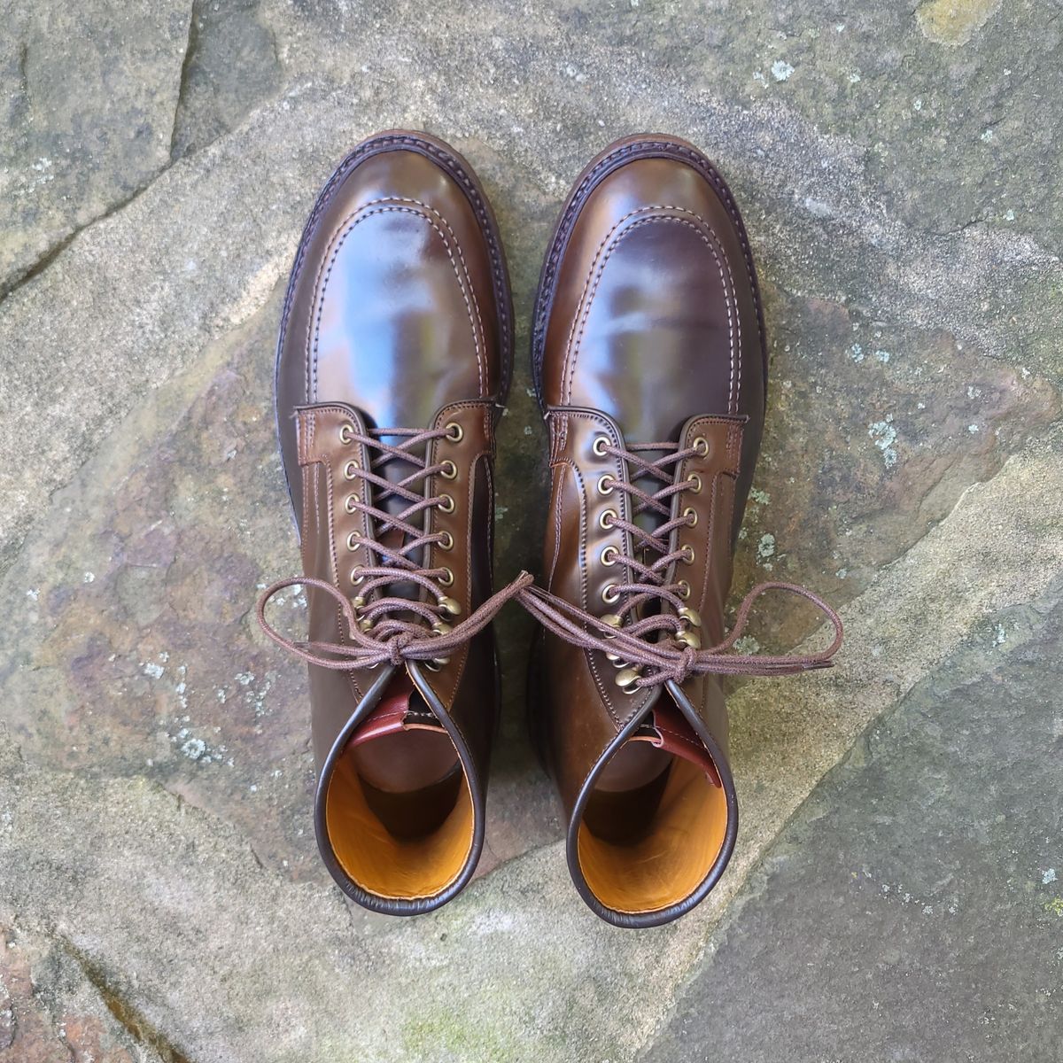 Photo by manowar on November 8, 2023 of the Allen Edmonds Freeport in Horween Dark Cognac Shell Cordovan.