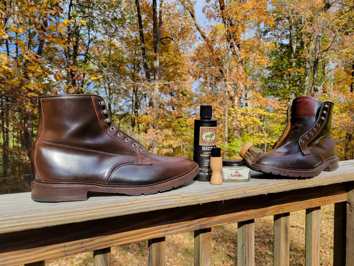 Photo by manowar on October 28, 2023 of the Allen Edmonds Freeport in Horween Dark Cognac Shell Cordovan.