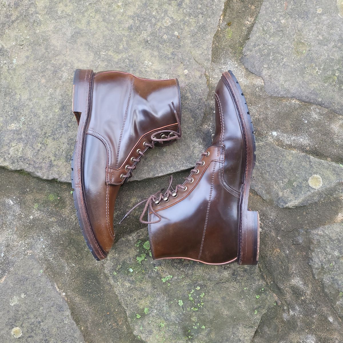 Photo by manowar on December 6, 2023 of the Allen Edmonds Freeport in Horween Dark Cognac Shell Cordovan.