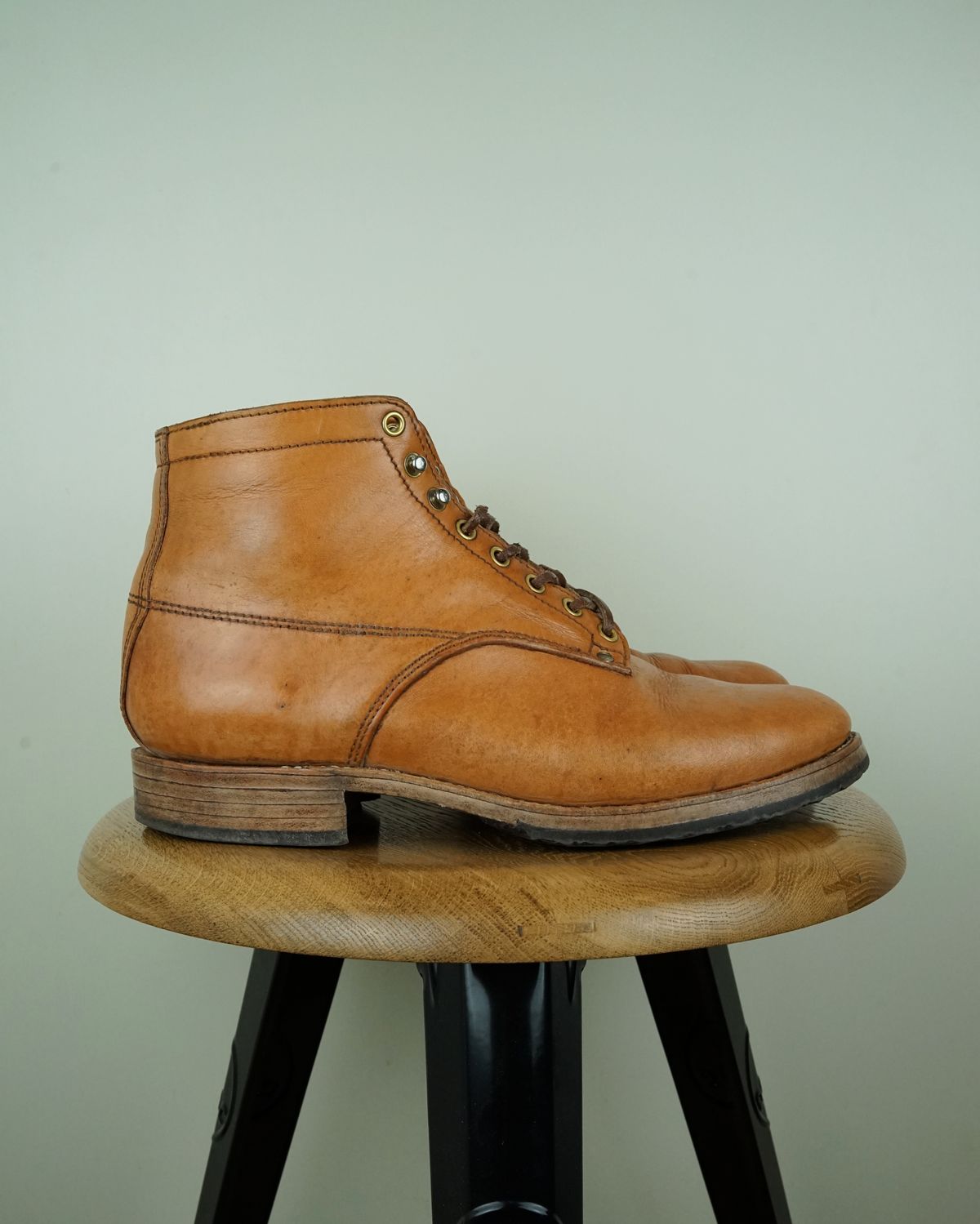 Photo by germanshoeguy on March 4, 2025 of the Self-Made Service Boot Model Stacy in Conceria Walpier Natural Buttero.