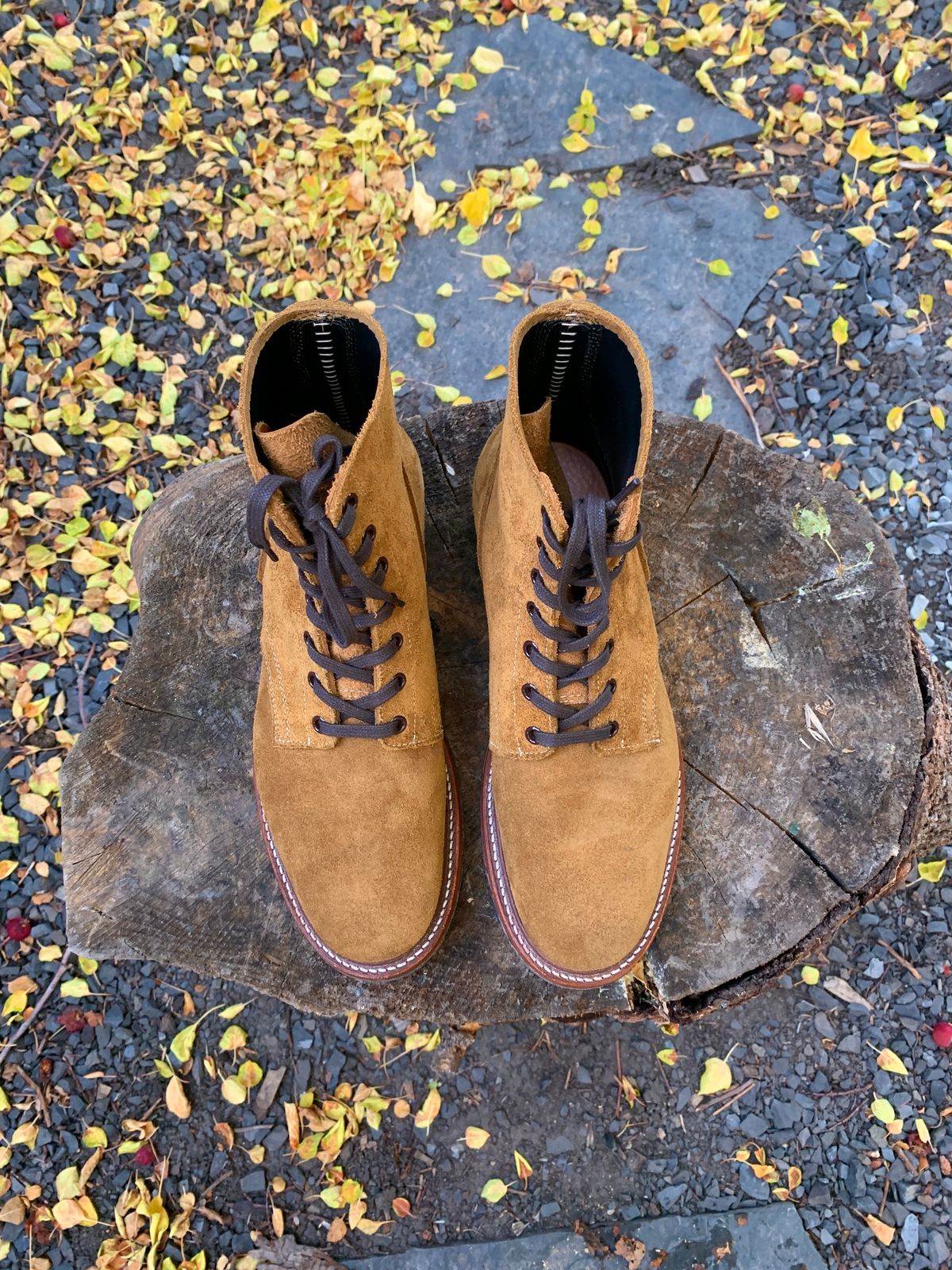 Photo by scotts on October 1, 2022 of the Role Club Boondockers in Rich Brown Roughout.