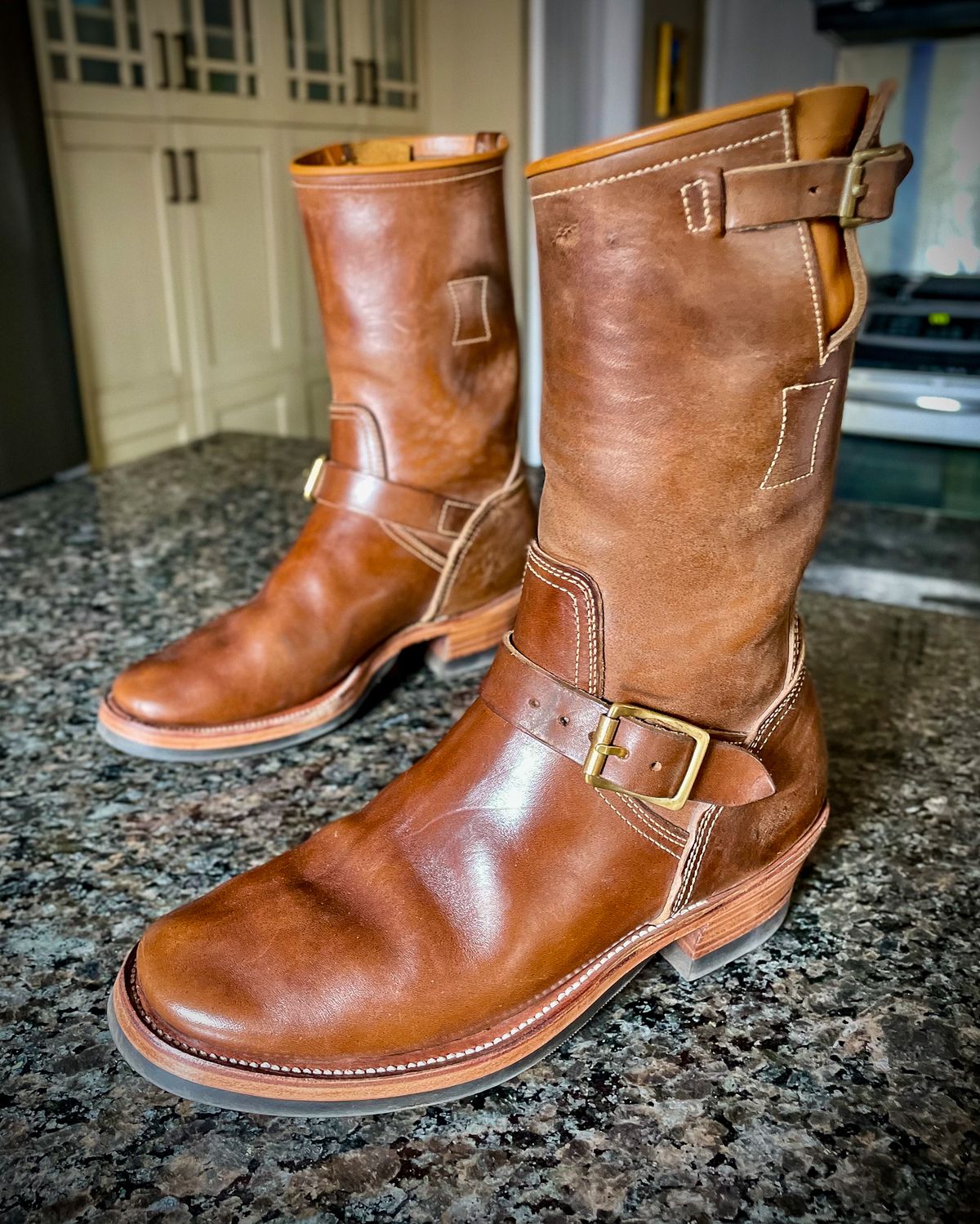 Photo by scotts on October 13, 2023 of the Clinch Engineer Boots 11-Inch Height in Natural Horsebutt.
