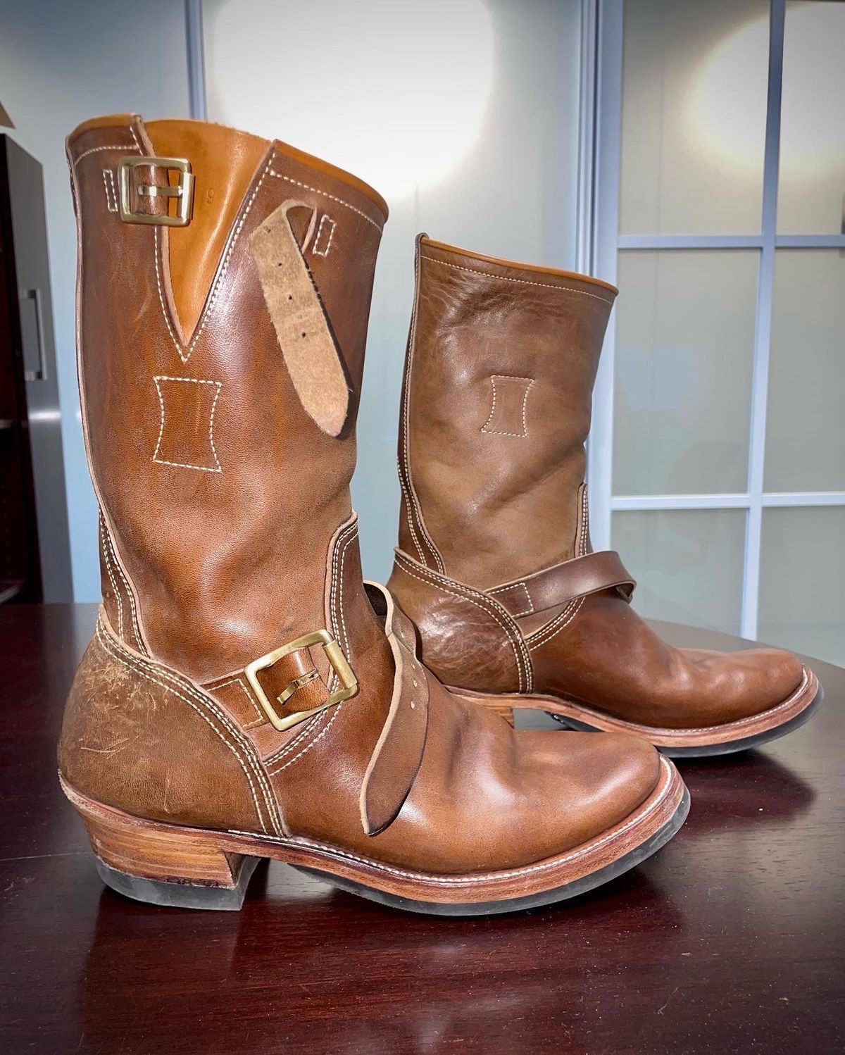 Photo by scotts on October 25, 2023 of the Clinch Engineer Boots 11-Inch Height in Natural Horsebutt.