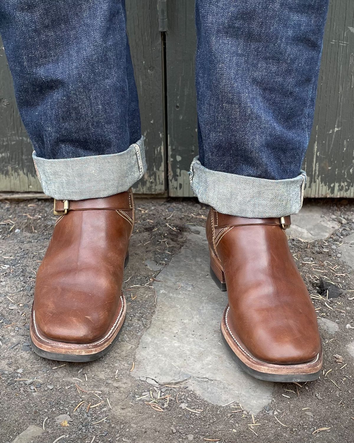 Photo by scotts on November 13, 2023 of the Clinch Engineer Boots 11-Inch Height in Natural Horsebutt.