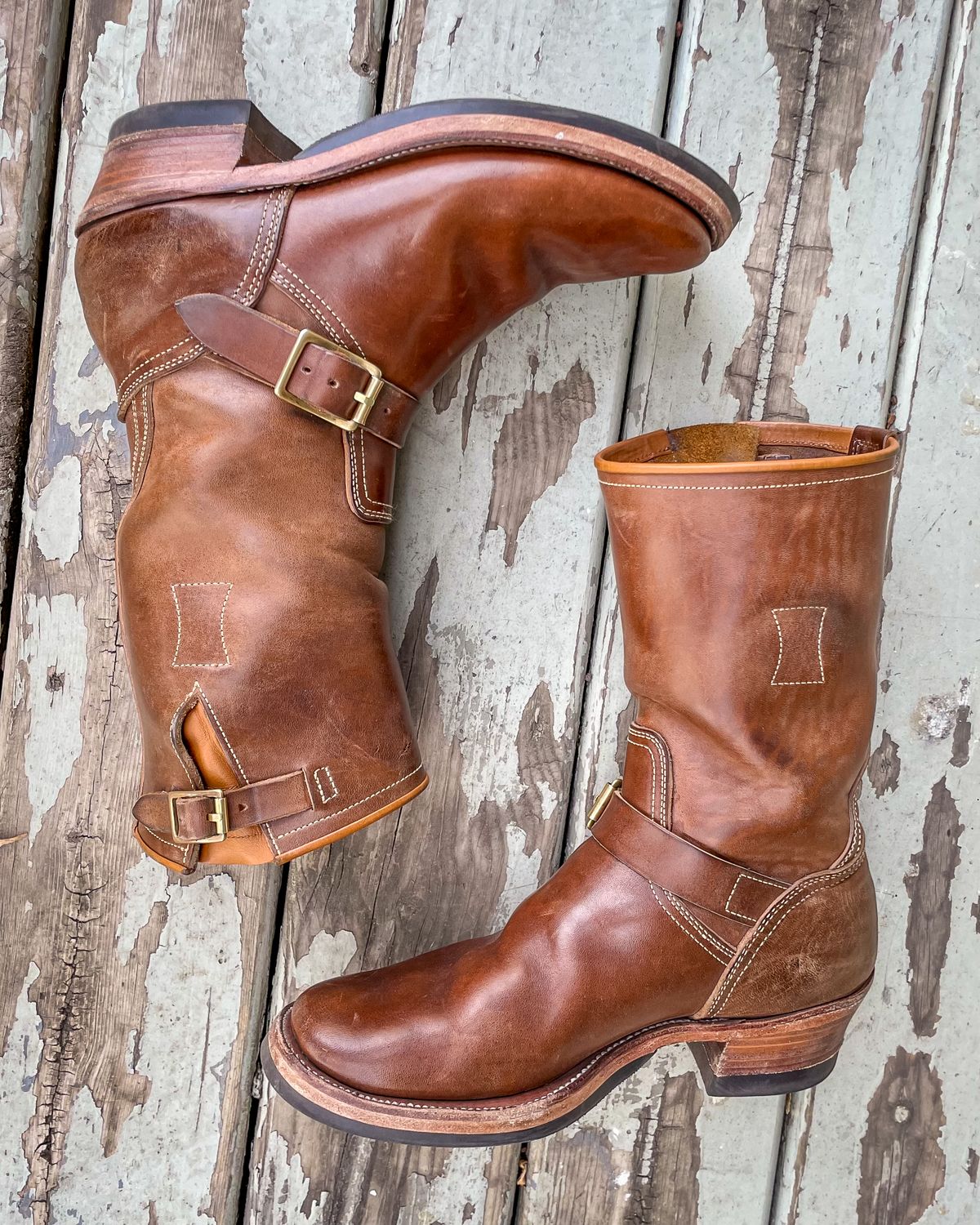 Photo by scotts on December 1, 2023 of the Clinch Engineer Boots 11-Inch Height in Natural Horsebutt.