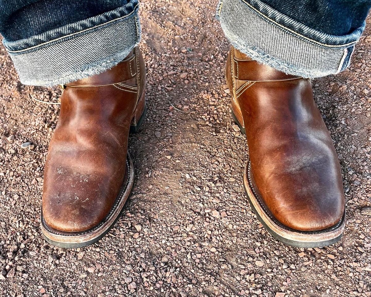 Photo by scotts on December 2, 2023 of the Clinch Engineer Boots 11-Inch Height in Natural Horsebutt.