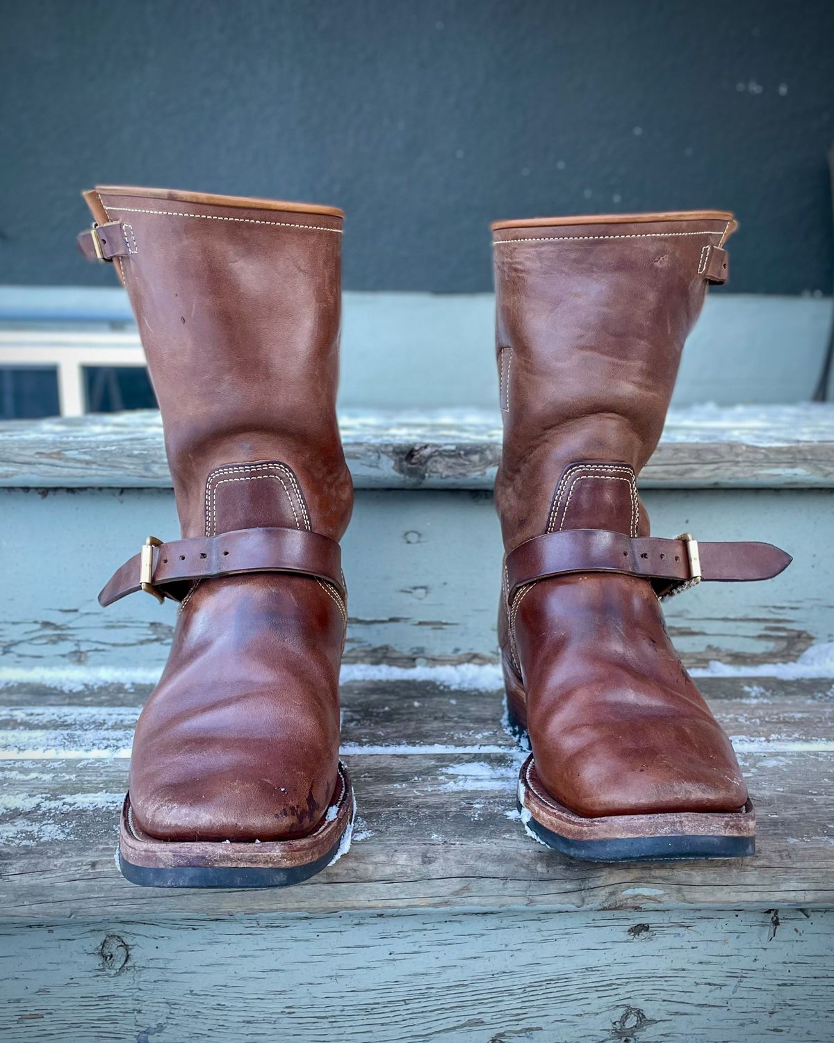 Photo by scotts on December 24, 2023 of the Clinch Engineer Boots 11-Inch Height in Natural Horsebutt.
