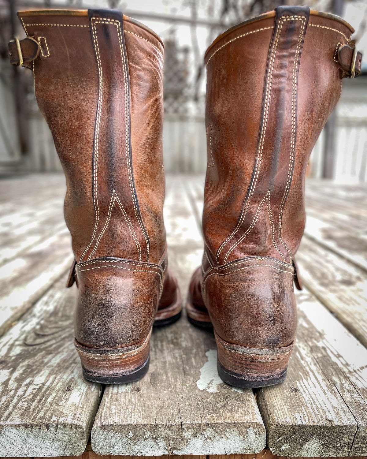 Photo by scotts on February 1, 2024 of the Clinch Engineer Boots 11-Inch Height in Natural Horsebutt.