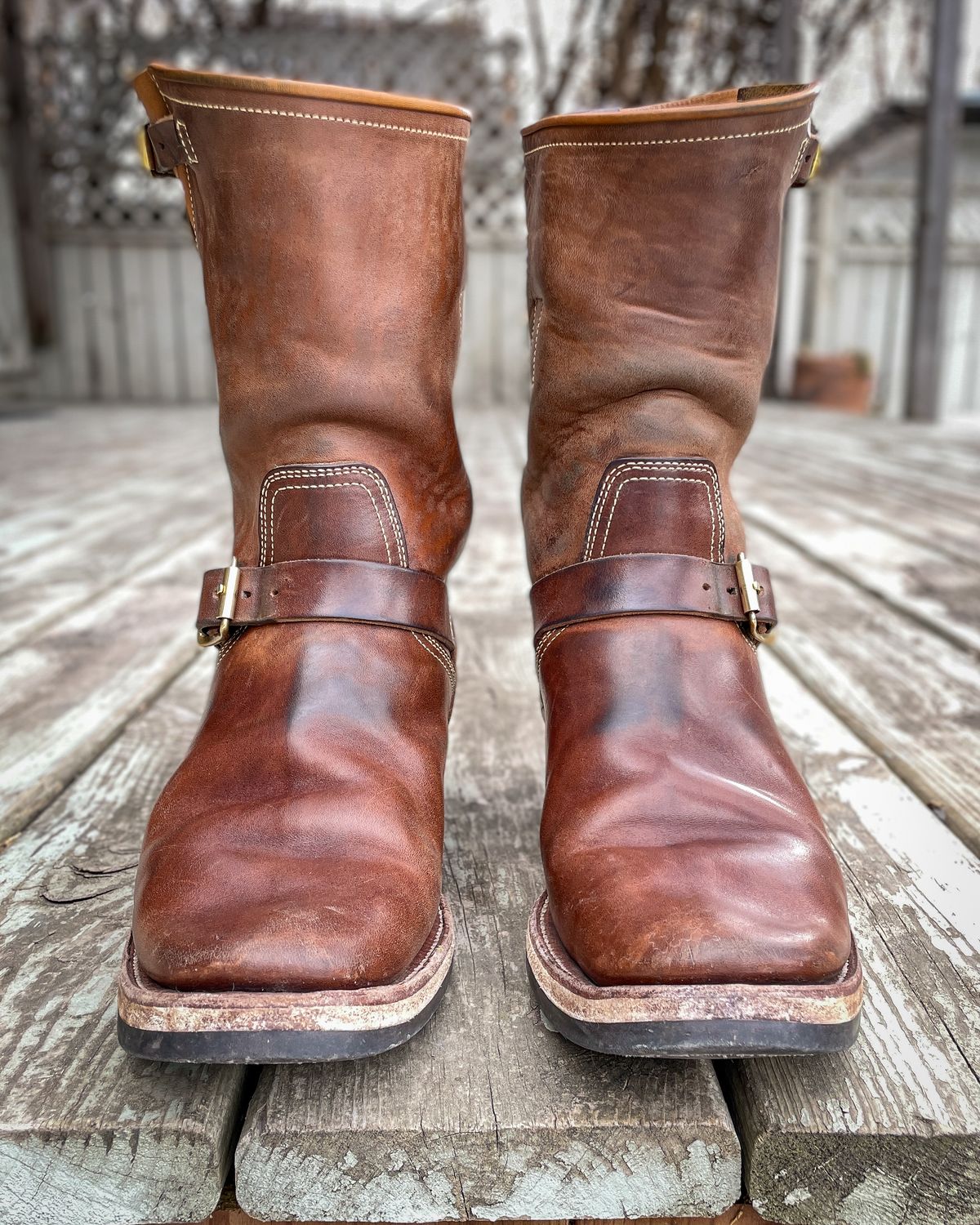 Photo by scotts on February 1, 2024 of the Clinch Engineer Boots 11-Inch Height in Natural Horsebutt.