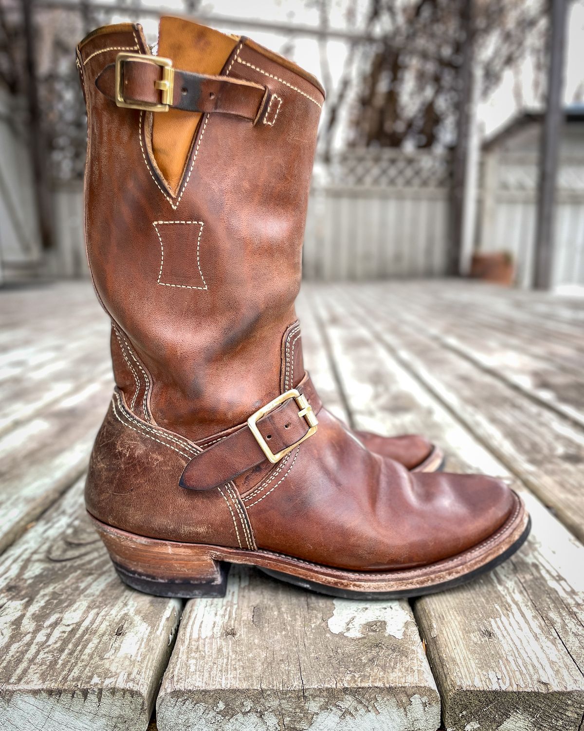 Photo by scotts on February 1, 2024 of the Clinch Engineer Boots 11-Inch Height in Natural Horsebutt.