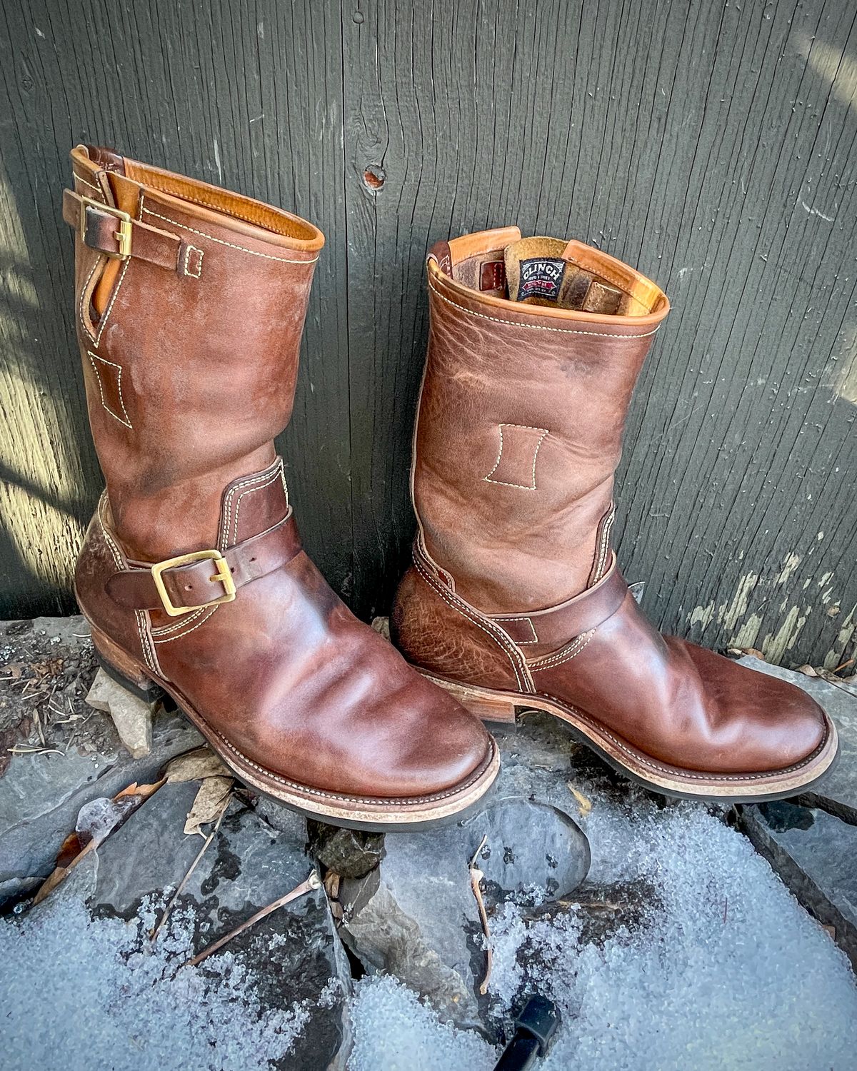 Photo by scotts on March 1, 2024 of the Clinch Engineer Boots 11-Inch Height in Natural Horsebutt.