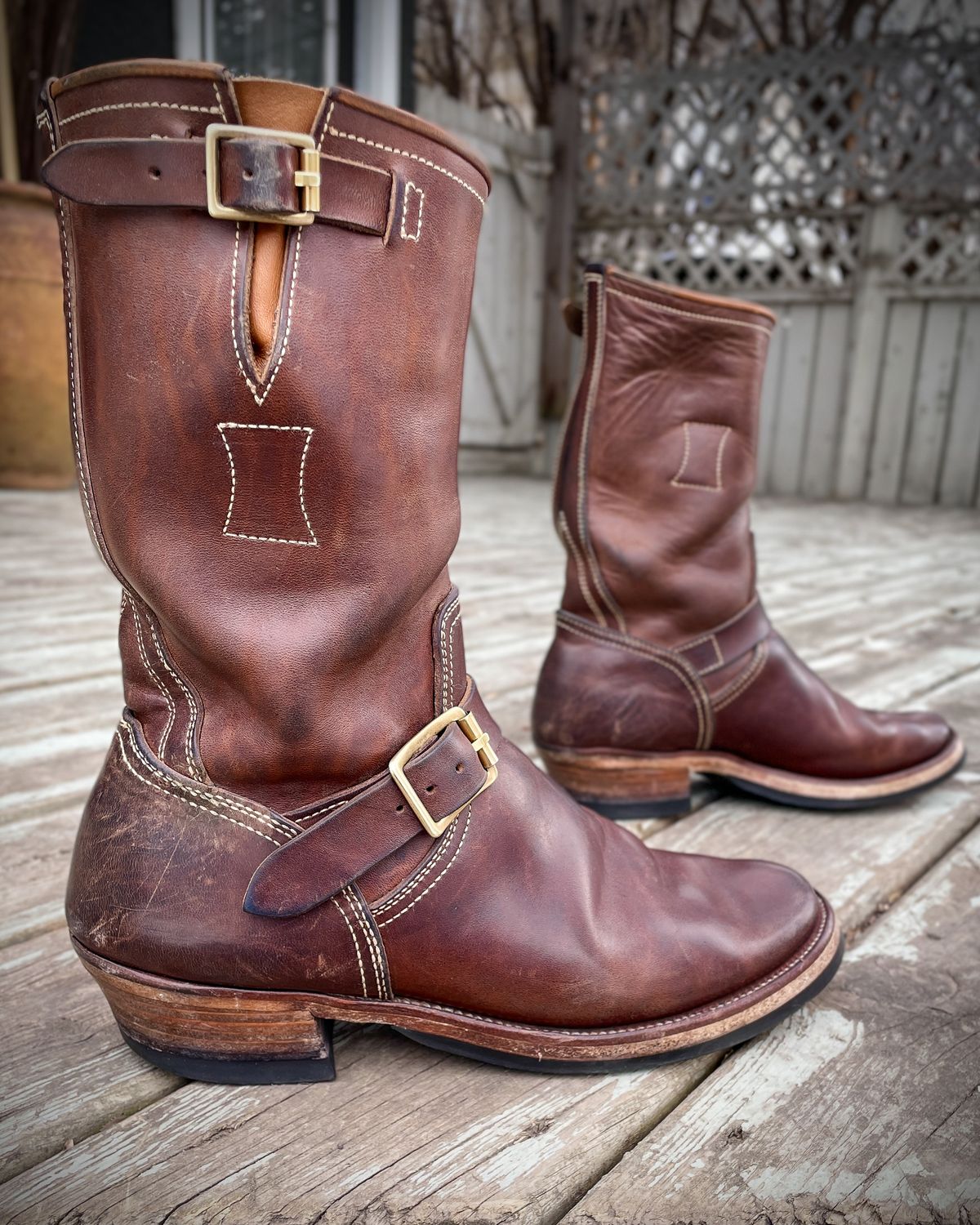 Photo by scotts on April 1, 2024 of the Clinch Engineer Boots 11-Inch Height in Natural Horsebutt.