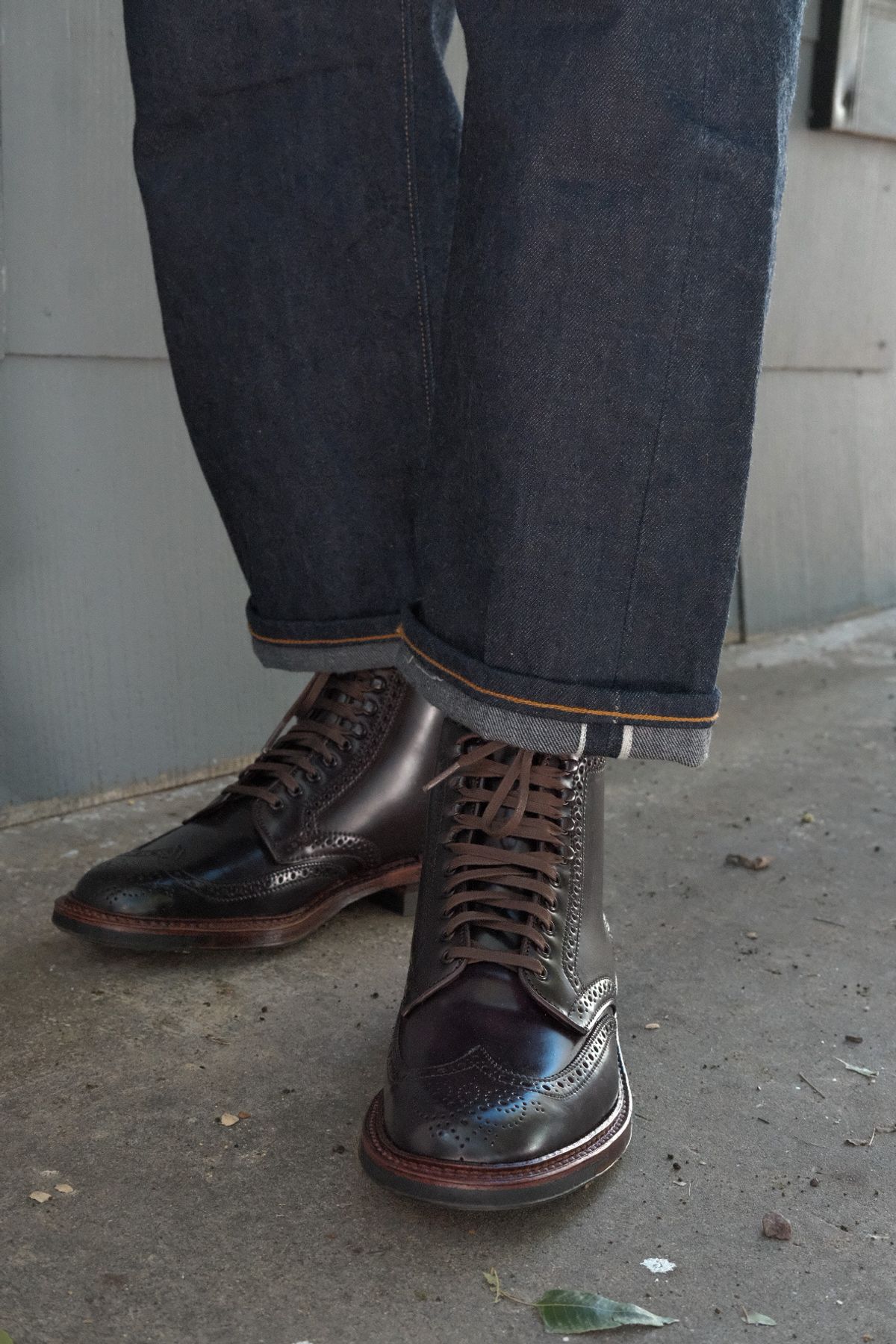 Photo by DirtyRat on October 2, 2022 of the Alden Wingtip Boot in Horween Color 8 Shell Cordovan.