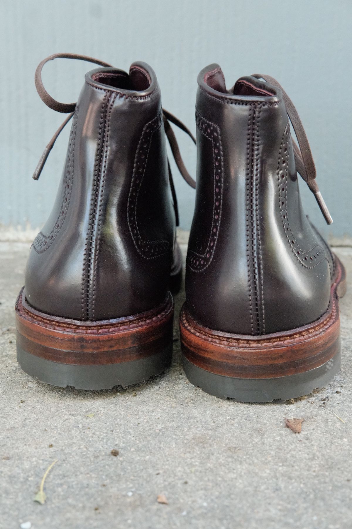 Photo by DirtyRat on October 2, 2022 of the Alden Wingtip Boot in Horween Color 8 Shell Cordovan.