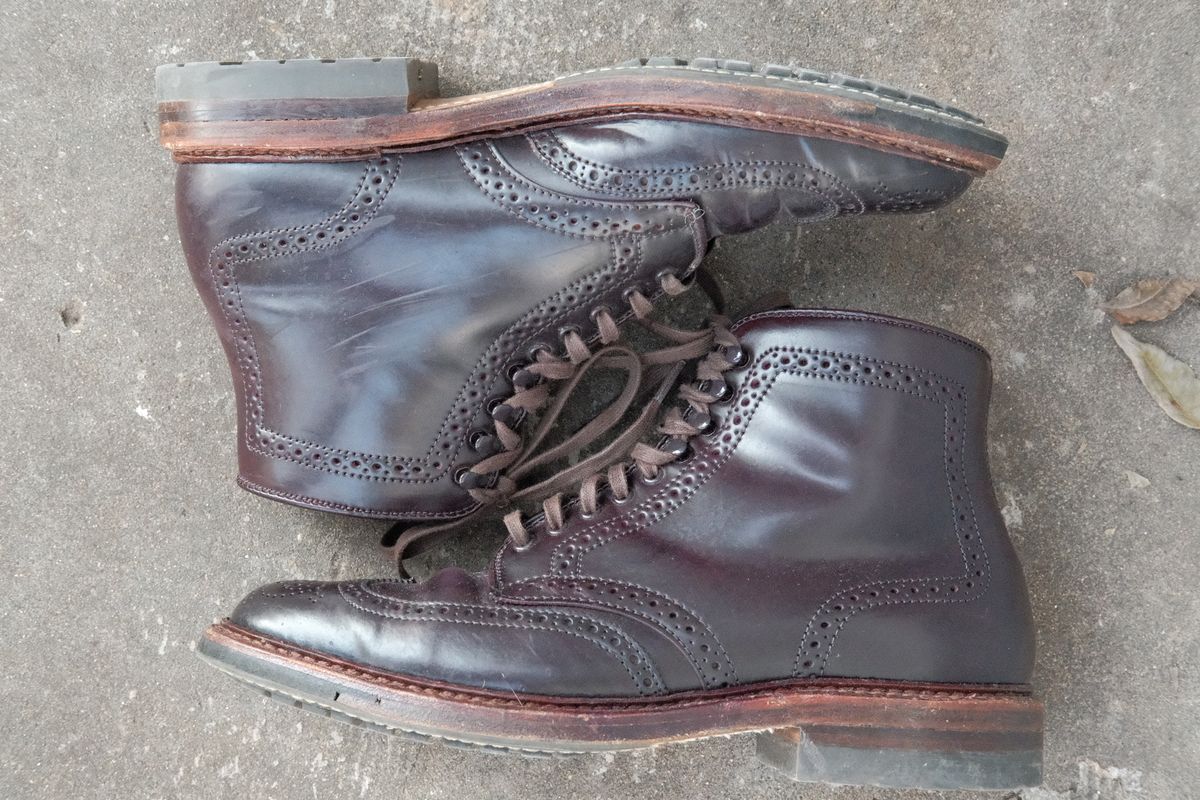 Photo by DirtyRat on December 5, 2022 of the Alden Wingtip Boot in Horween Color 8 Shell Cordovan.