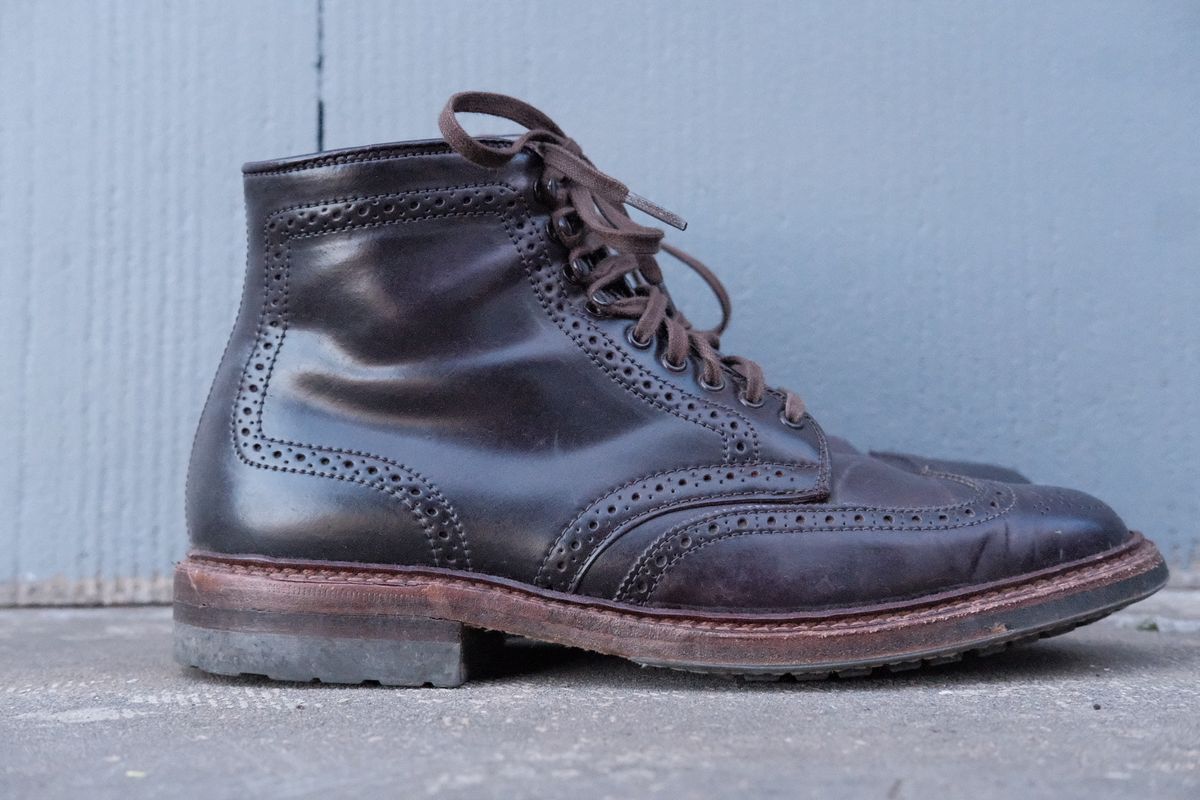 Photo by DirtyRat on January 6, 2023 of the Alden Wingtip Boot in Horween Color 8 Shell Cordovan.
