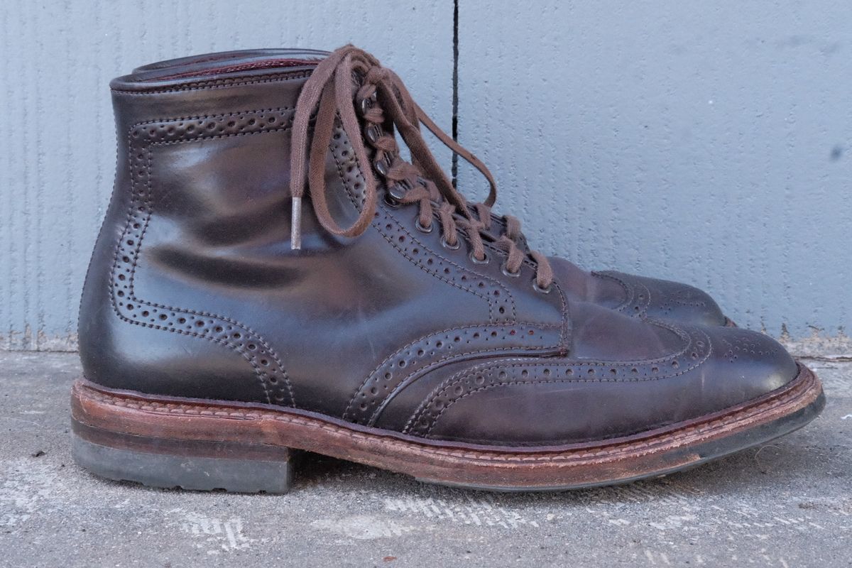 Photo by DirtyRat on February 6, 2023 of the Alden Wingtip Boot in Horween Color 8 Shell Cordovan.