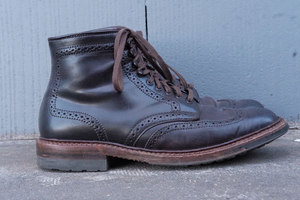Photo by DirtyRat on March 6, 2023 of the Alden Wingtip Boot in Horween Color 8 Shell Cordovan.