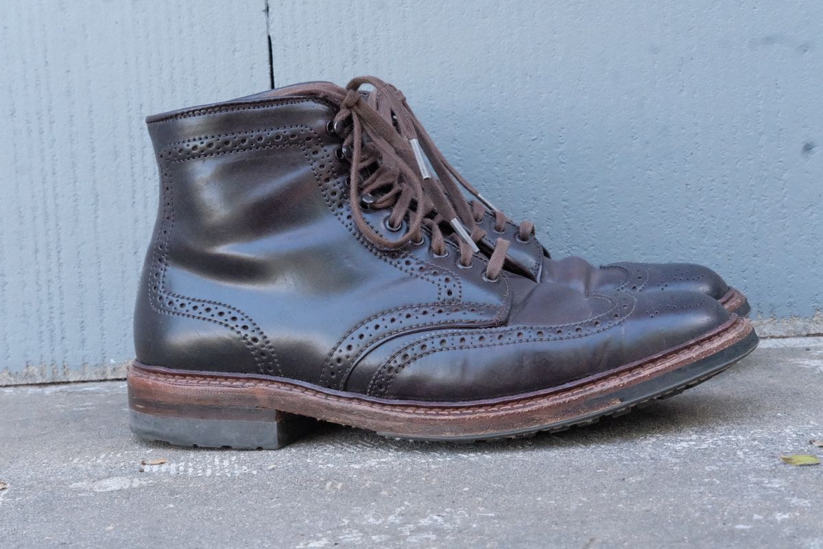 Photo by DirtyRat on April 6, 2023 of the Alden Wingtip Boot in Horween Color 8 Shell Cordovan.