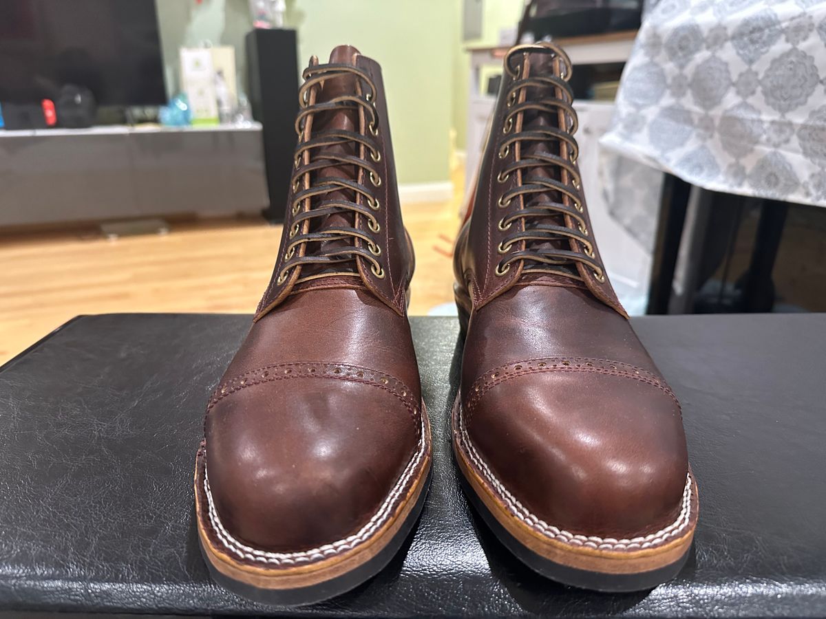 Photo by shuviten on October 1, 2024 of the Self-Made Derby Boot in Horween Color 8 Cypress.