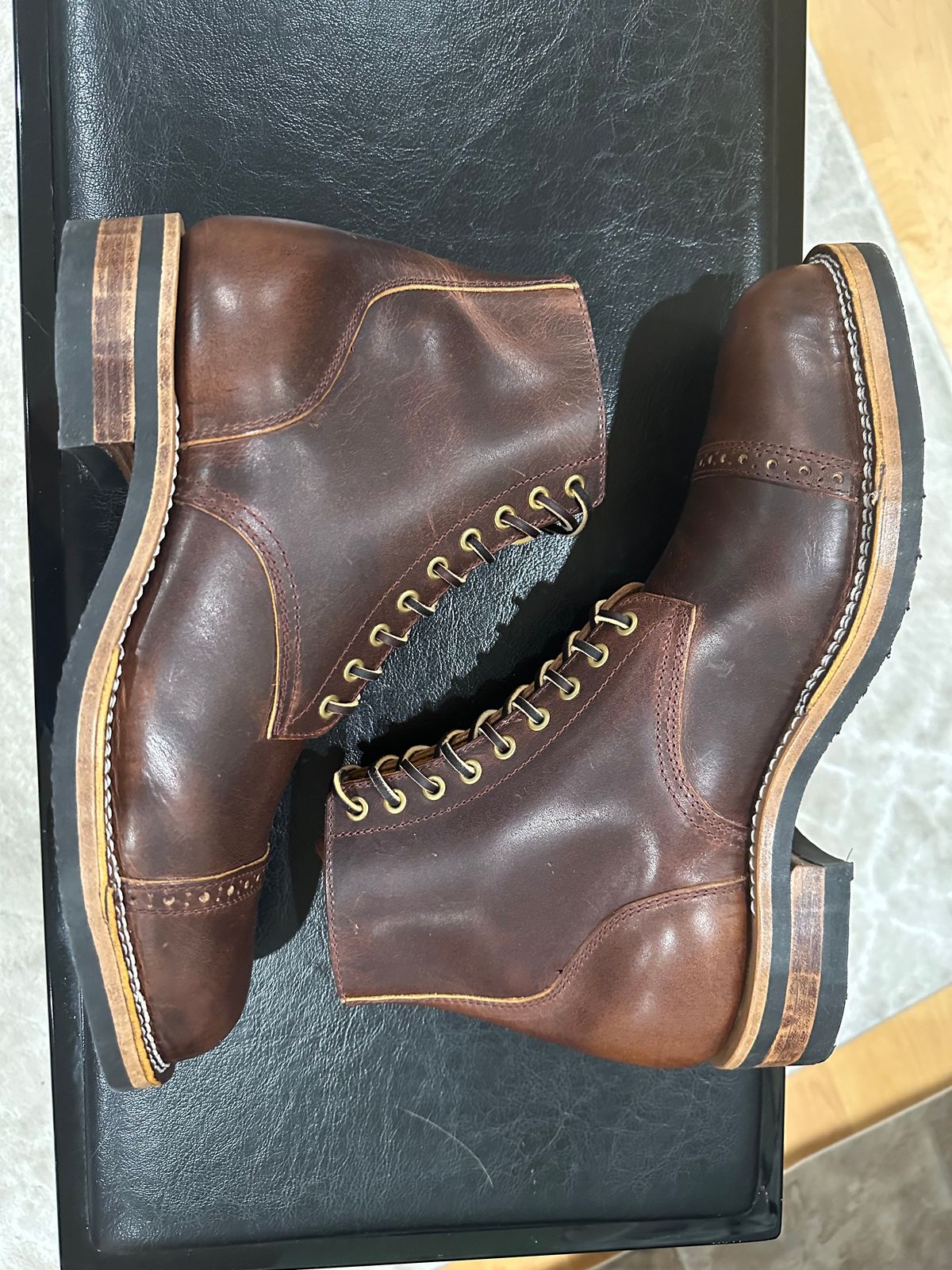 Photo by shuviten on October 1, 2024 of the Self-Made Derby Boot in Horween Color 8 Cypress.