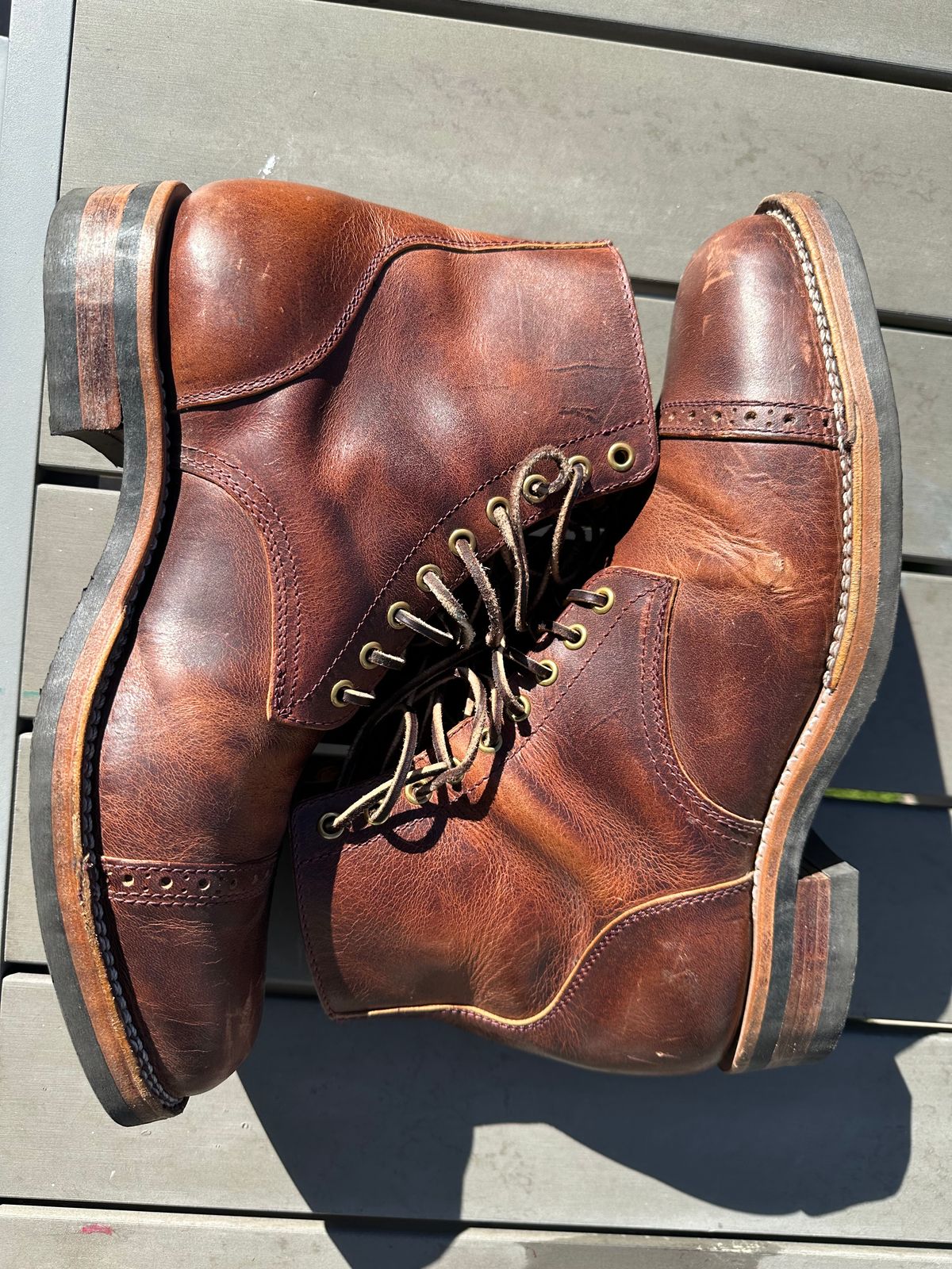 Photo by shuviten on March 2, 2025 of the Self-Made Derby Boot in Horween Color 8 Cypress.