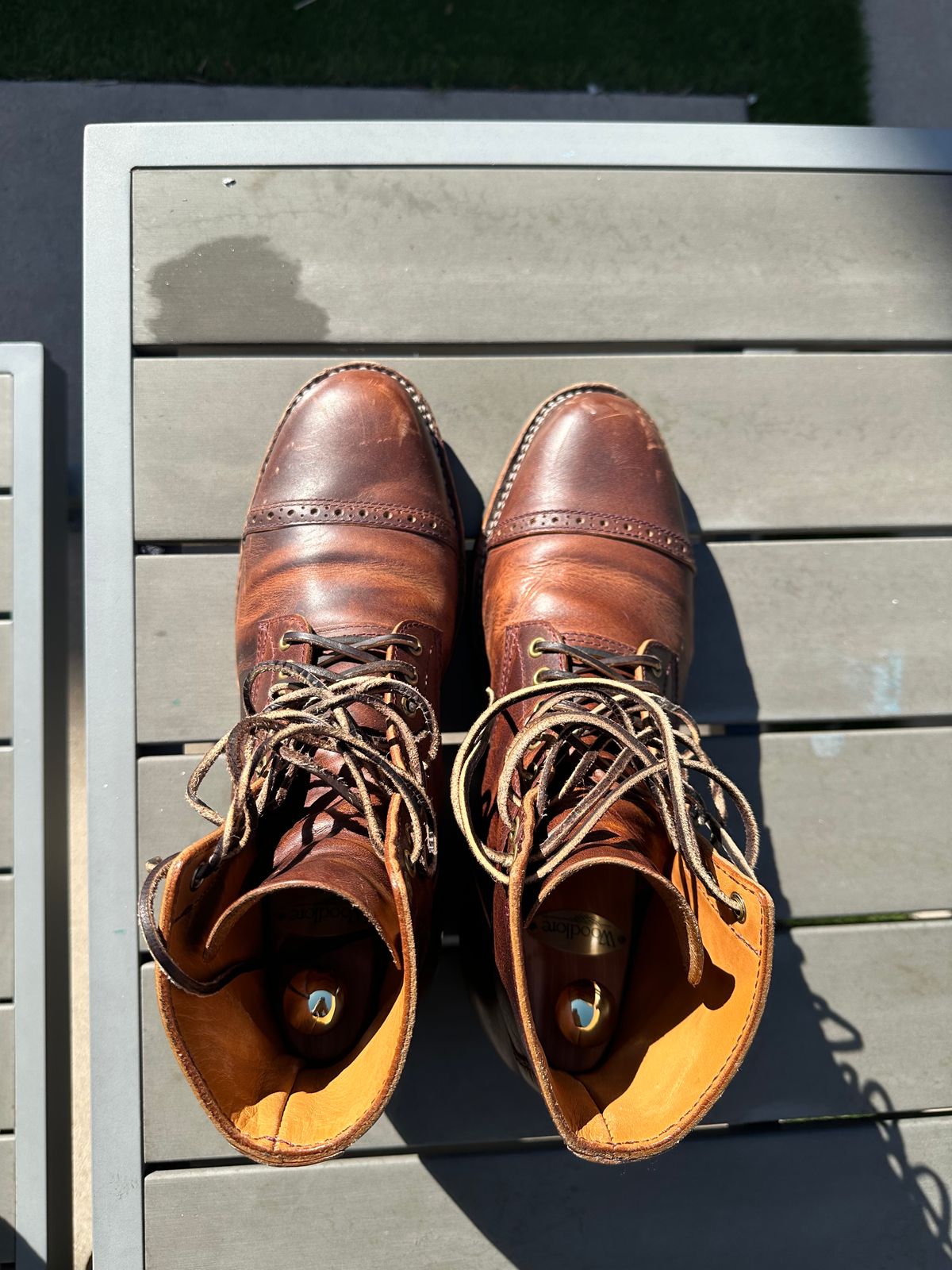 Photo by shuviten on March 2, 2025 of the Self-Made Derby Boot in Horween Color 8 Cypress.