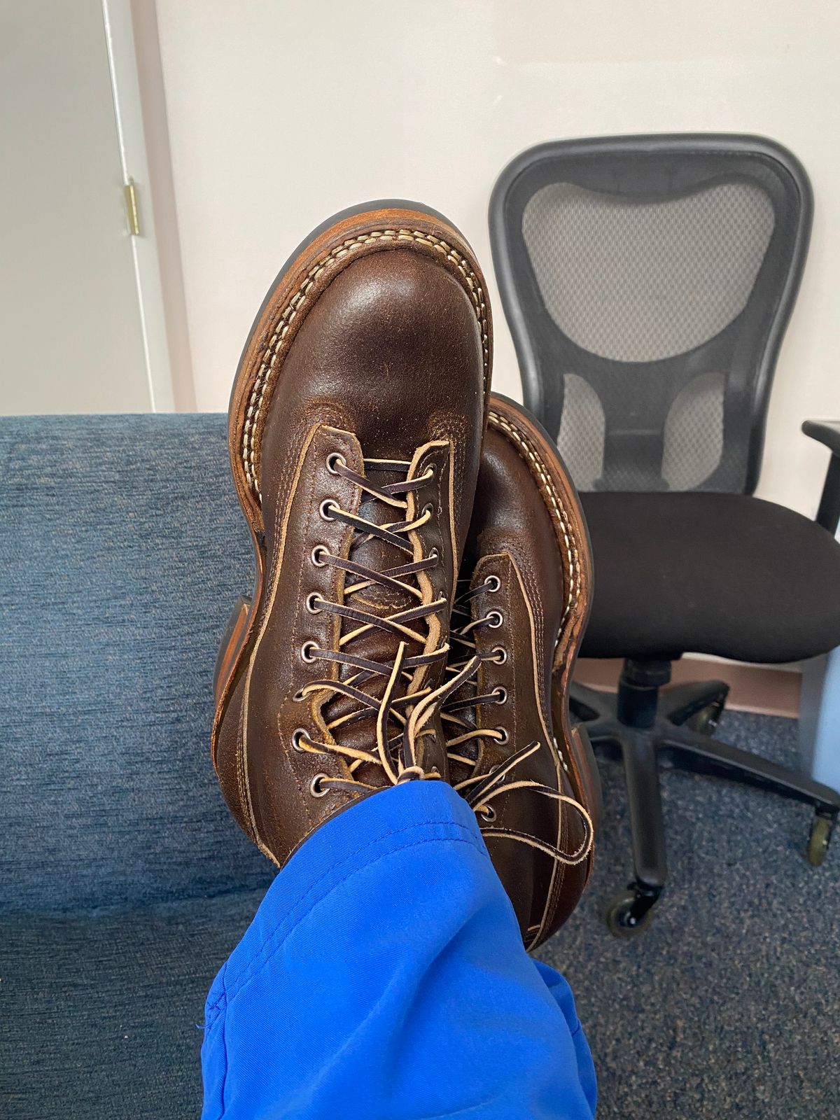 Photo by odontoblast on November 5, 2023 of the White's Bounty Hunter in Horween Cinnamon Waxed Flesh.