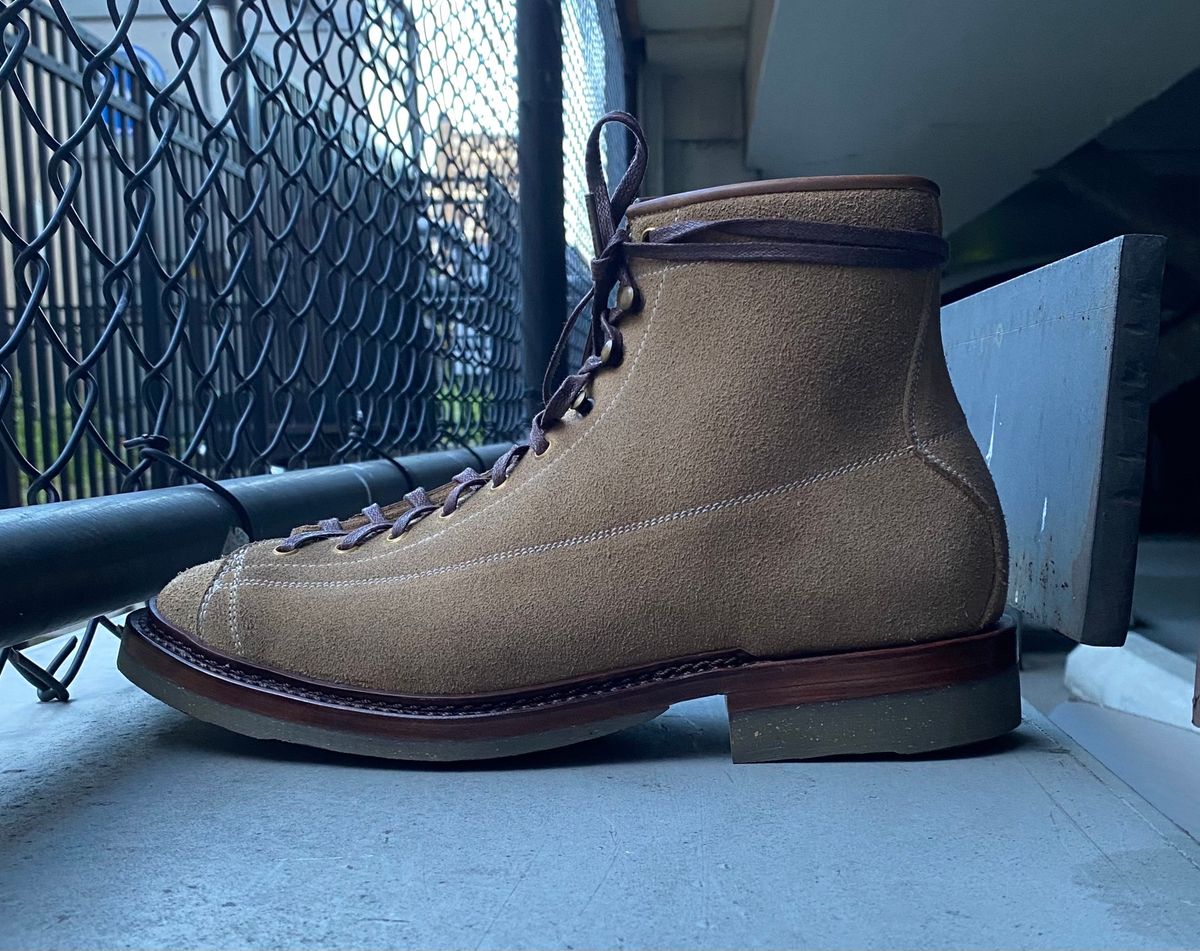 Photo by odontoblast on September 28, 2022 of the Sagara Cordmaster in Horween Natural Chromexcel Roughout.