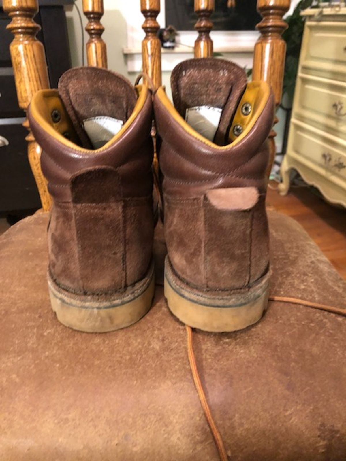 Photo by Arborology90 on January 6, 2024 of the Jim Green Razorback in African Buffalo Skin.