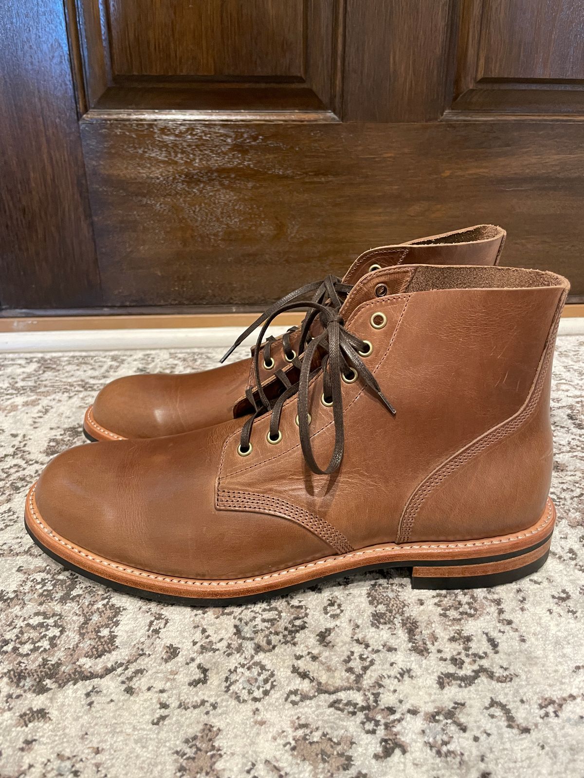 Photo by cstowe2120 on October 1, 2022 of the Oak Street Bootmakers Field Boot in Horween Natural Chromexcel.