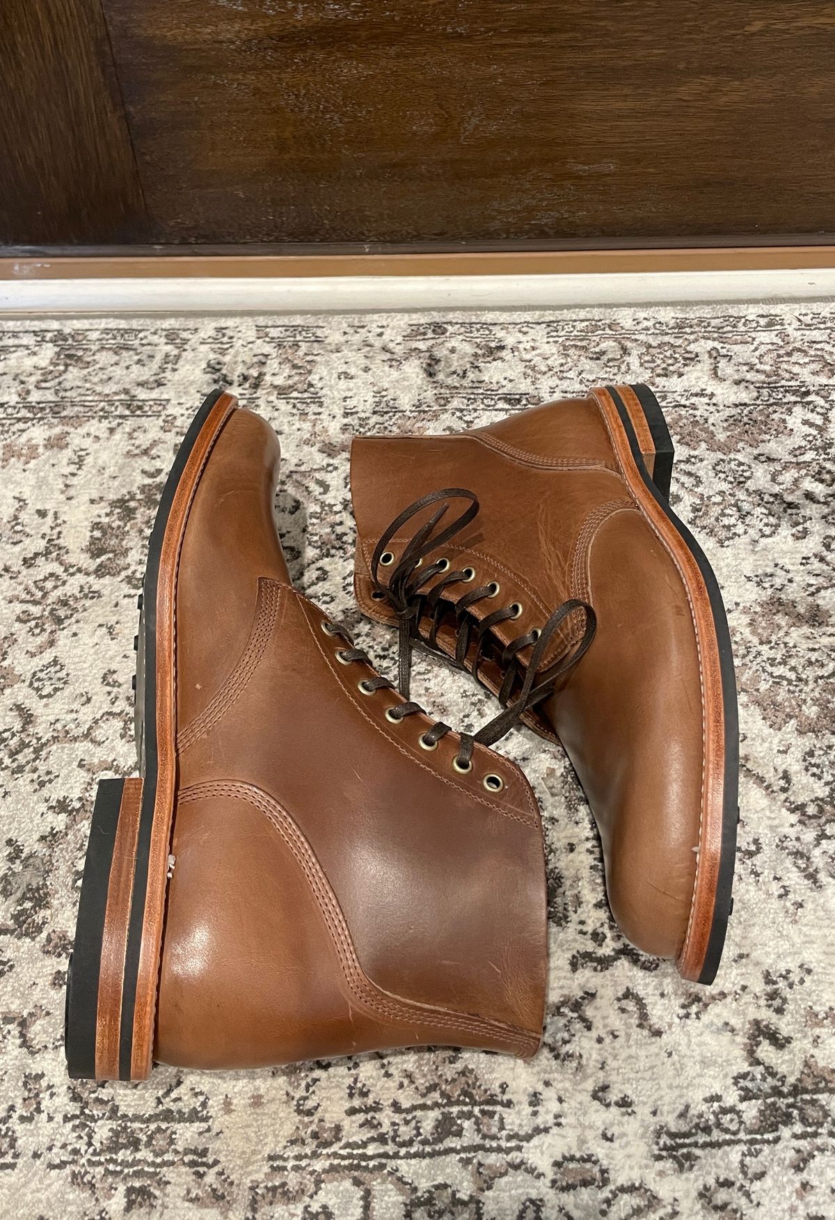 Photo by cstowe2120 on October 1, 2022 of the Oak Street Bootmakers Field Boot in Horween Natural Chromexcel.