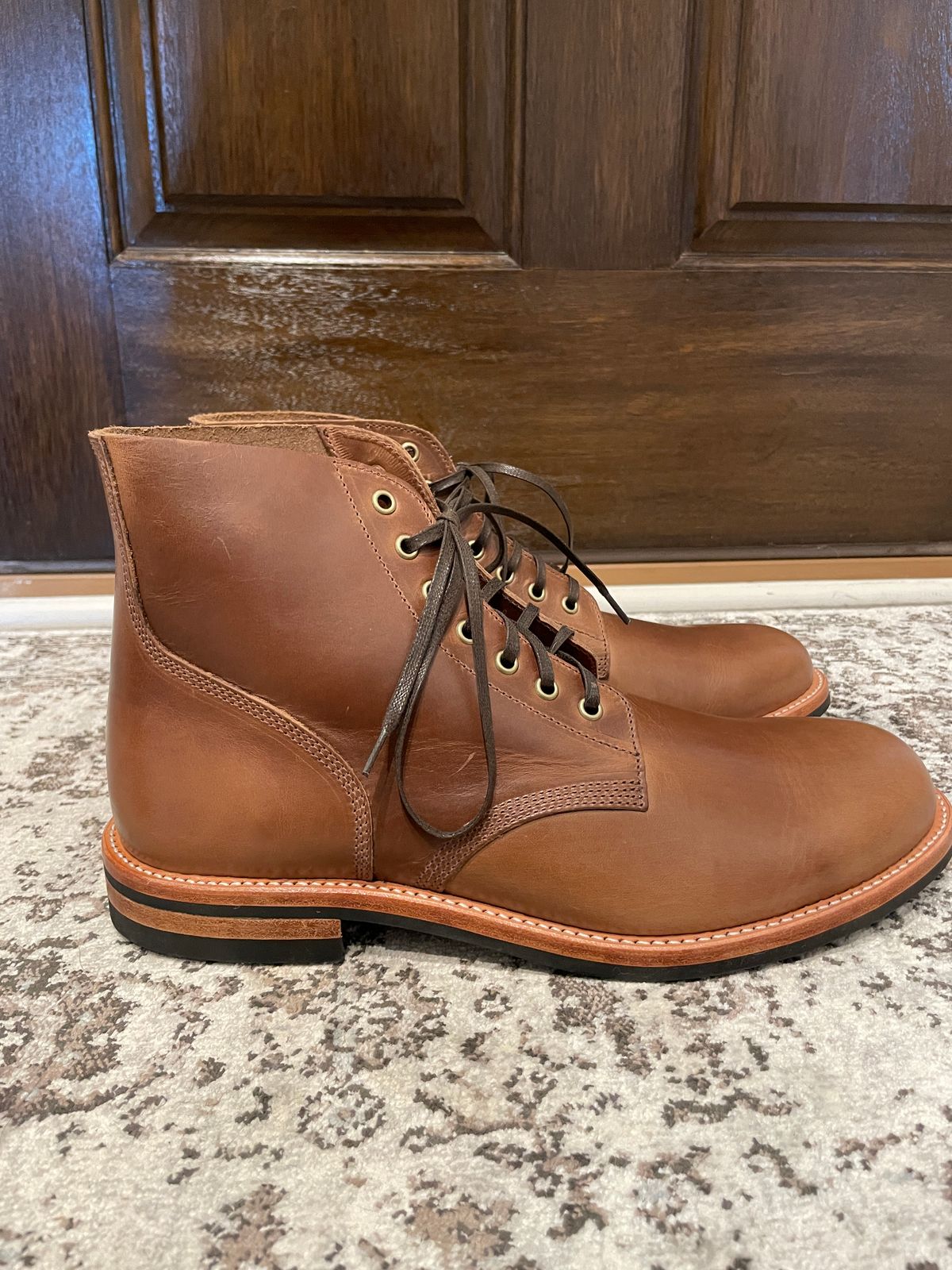 Photo by cstowe2120 on October 1, 2022 of the Oak Street Bootmakers Field Boot in Horween Natural Chromexcel.