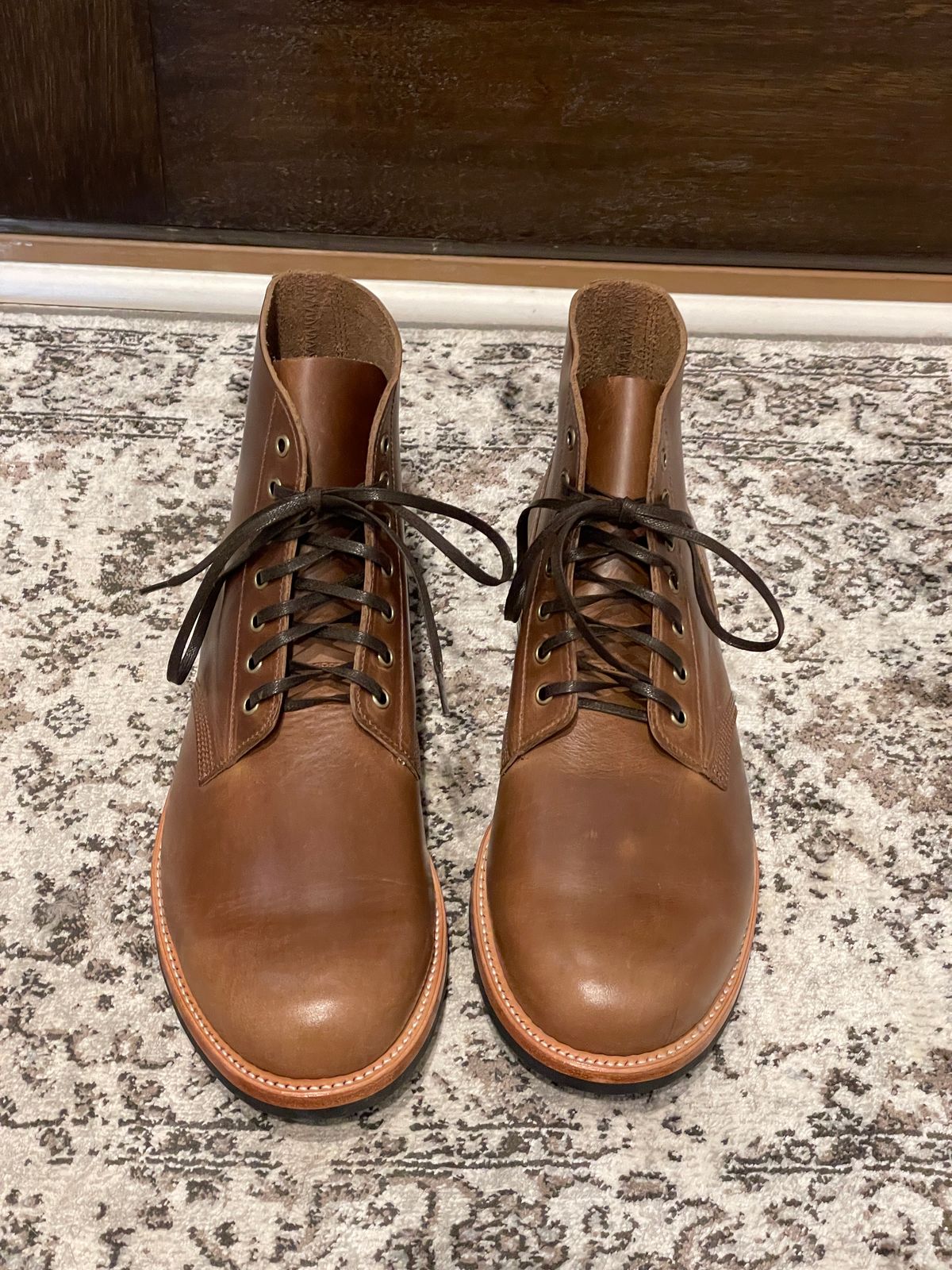 Photo by cstowe2120 on October 1, 2022 of the Oak Street Bootmakers Field Boot in Horween Natural Chromexcel.