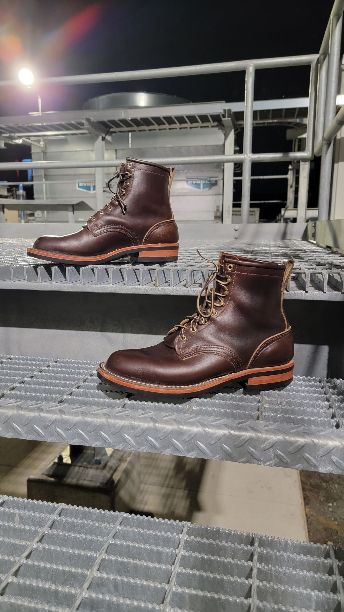 Photo by FatCrapper on November 6, 2022 of the Nicks Falcon in Horween Brown Chromexcel.