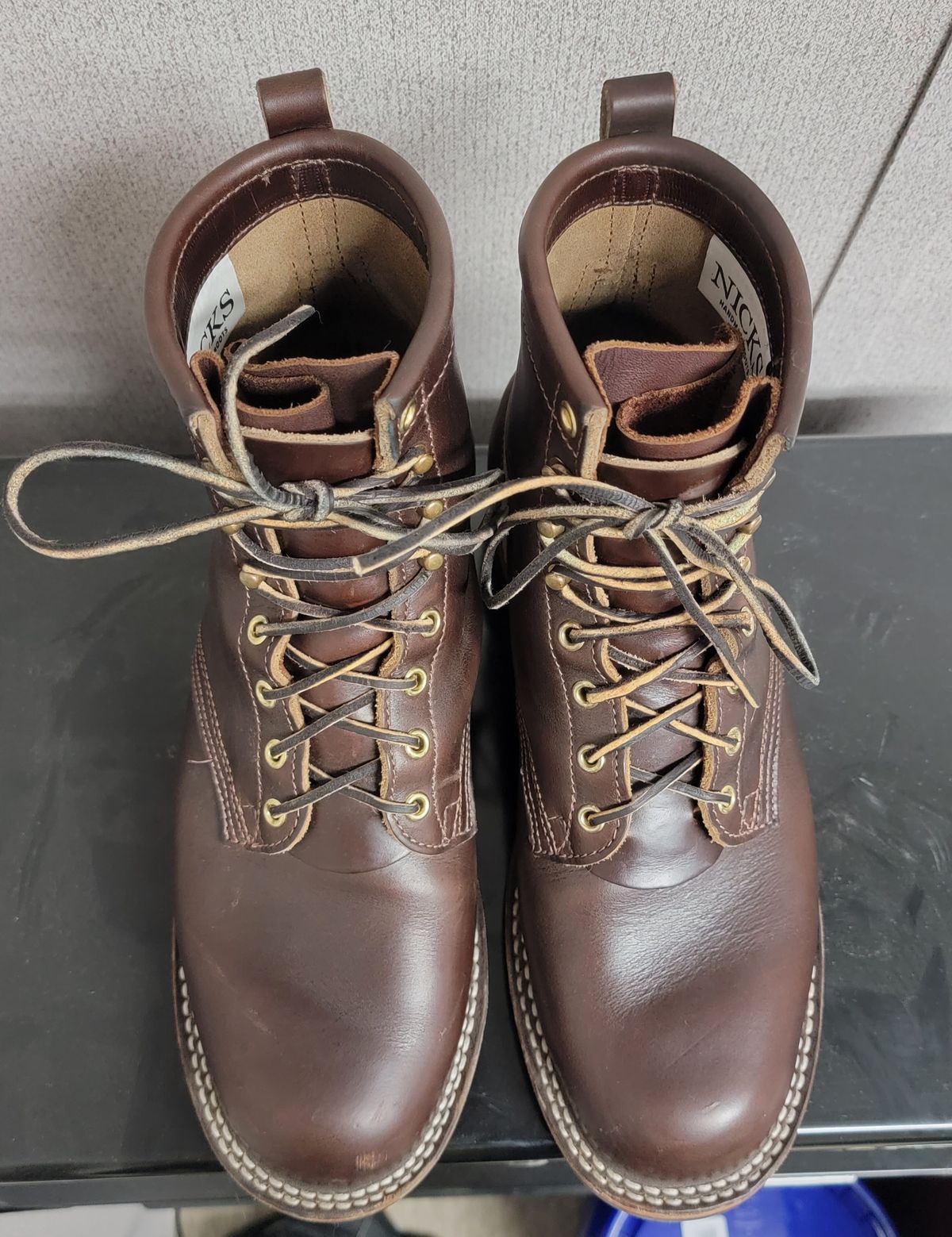 Photo by FatCrapper on November 6, 2022 of the Nicks Falcon in Horween Brown Chromexcel.