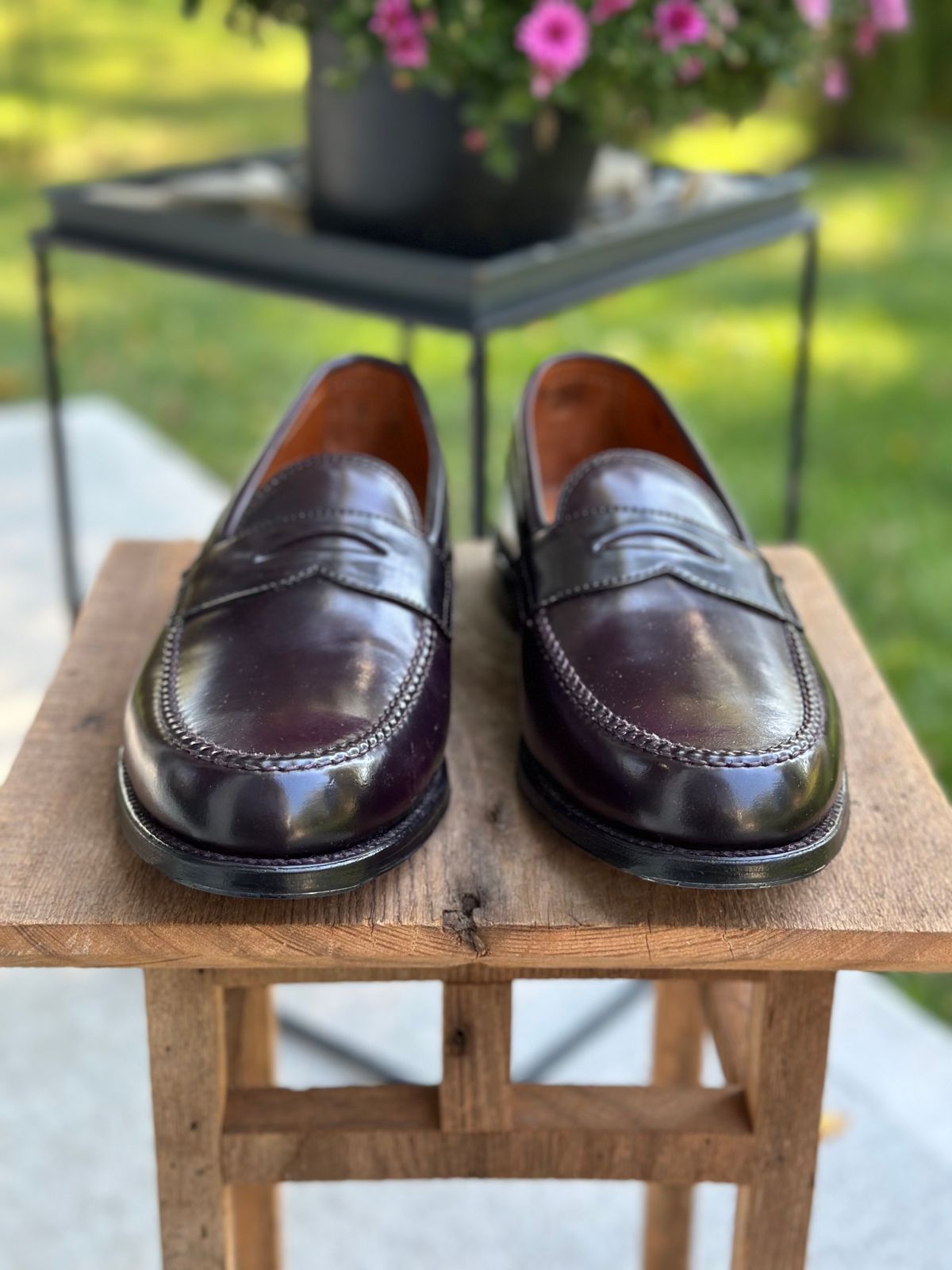 Photo by NoDadBod81 on October 2, 2023 of the Alden Leisure Handsewn Penny Loafer in Horween Color 8 Shell Cordovan.