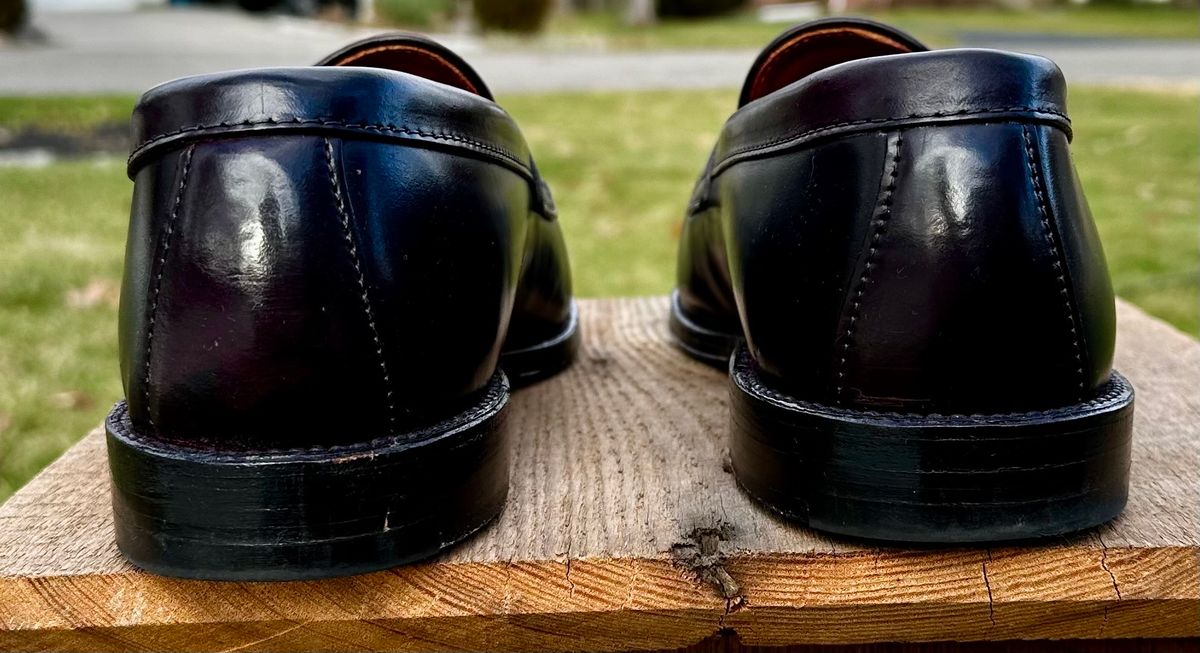 Photo by NoDadBod81 on January 4, 2024 of the Alden Leisure Handsewn Penny Loafer in Horween Color 8 Shell Cordovan.
