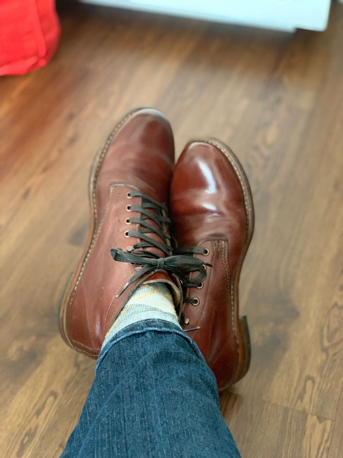 Photo by NoDadBod81 on February 5, 2022 of the Wolverine 1000 Mile Plain-Toe Boot in Horween Color 8 Chromexcel.