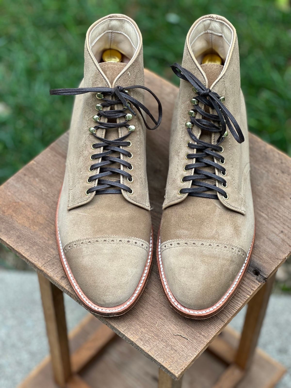 Photo by NoDadBod81 on September 9, 2023 of the Alden x Leffot Cooney Boot in Tan Suede.