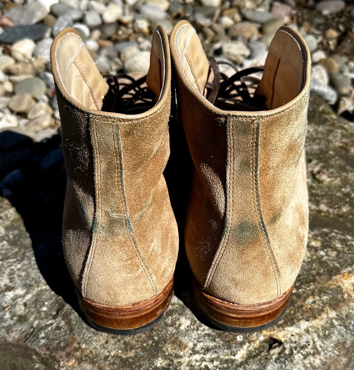 Photo by NoDadBod81 on February 5, 2024 of the Alden x Leffot Cooney Boot in Tan Suede.