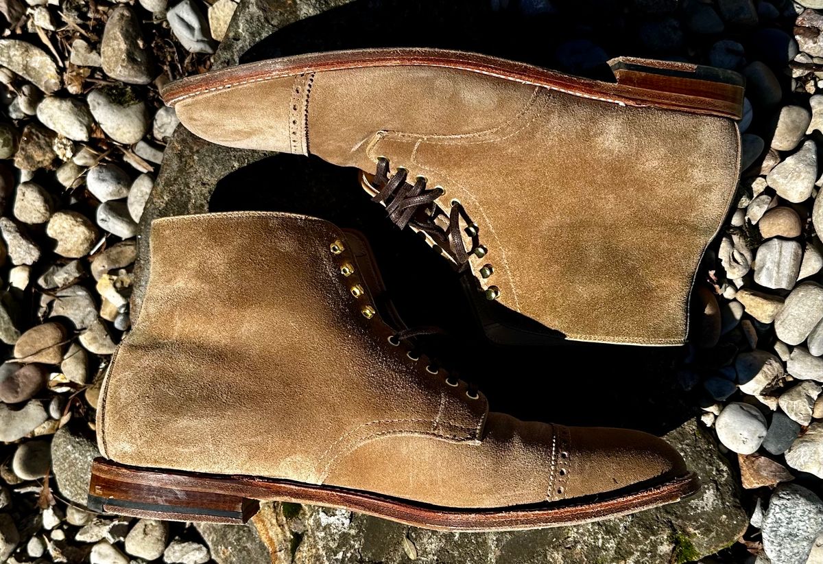 Photo by NoDadBod81 on February 5, 2024 of the Alden x Leffot Cooney Boot in Tan Suede.