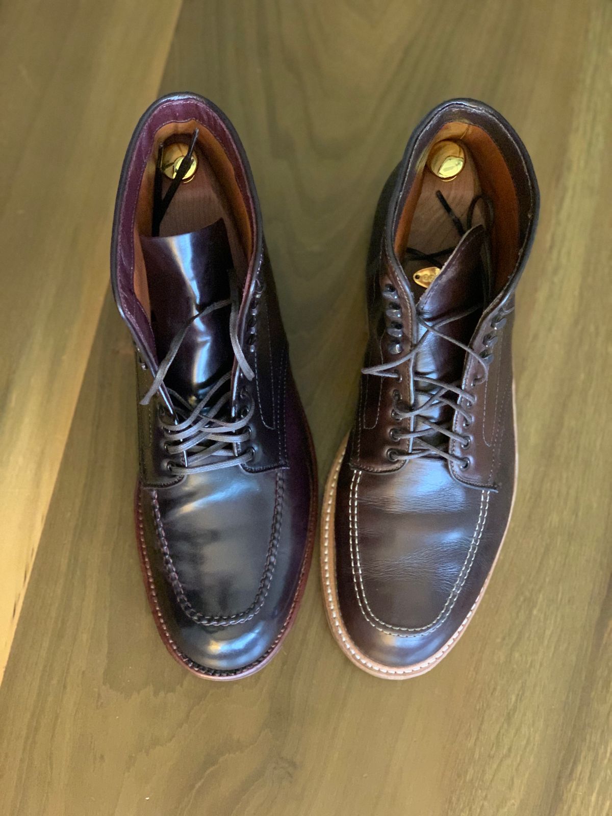 Photo by NoDadBod81 on April 23, 2023 of the Alden Indy Boot in Horween Color 8 Shell Cordovan.
