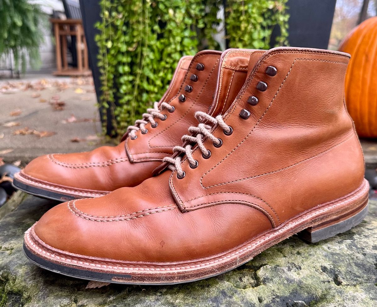 Photo by NoDadBod81 on November 4, 2024 of the Alden X Ealdwine 40307HC Saddle Tan Fettleder Indy in Saddle Tan Calf Skin.