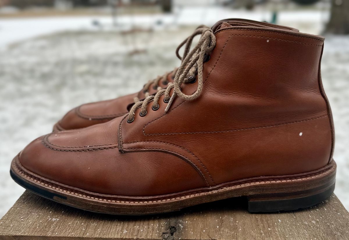 Photo by NoDadBod81 on January 5, 2025 of the Alden X Ealdwine 40307HC Saddle Tan Fettleder Indy in Saddle Tan Calf Skin.