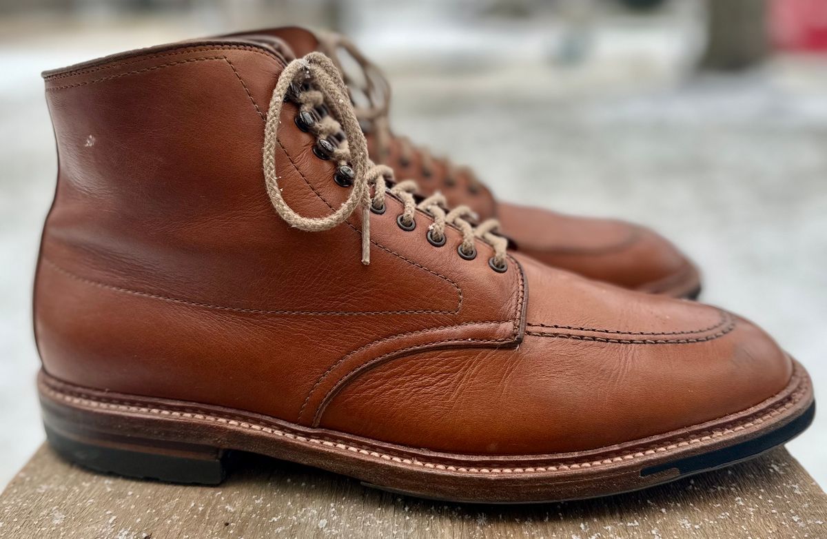 Photo by NoDadBod81 on January 5, 2025 of the Alden X Ealdwine 40307HC Saddle Tan Fettleder Indy in Saddle Tan Calf Skin.