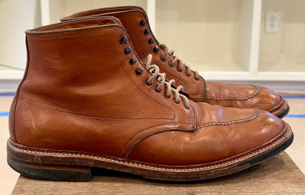 Photo by NoDadBod81 on February 5, 2025 of the Alden X Ealdwine 40307HC Saddle Tan Fettleder Indy in Saddle Tan Calf Skin.